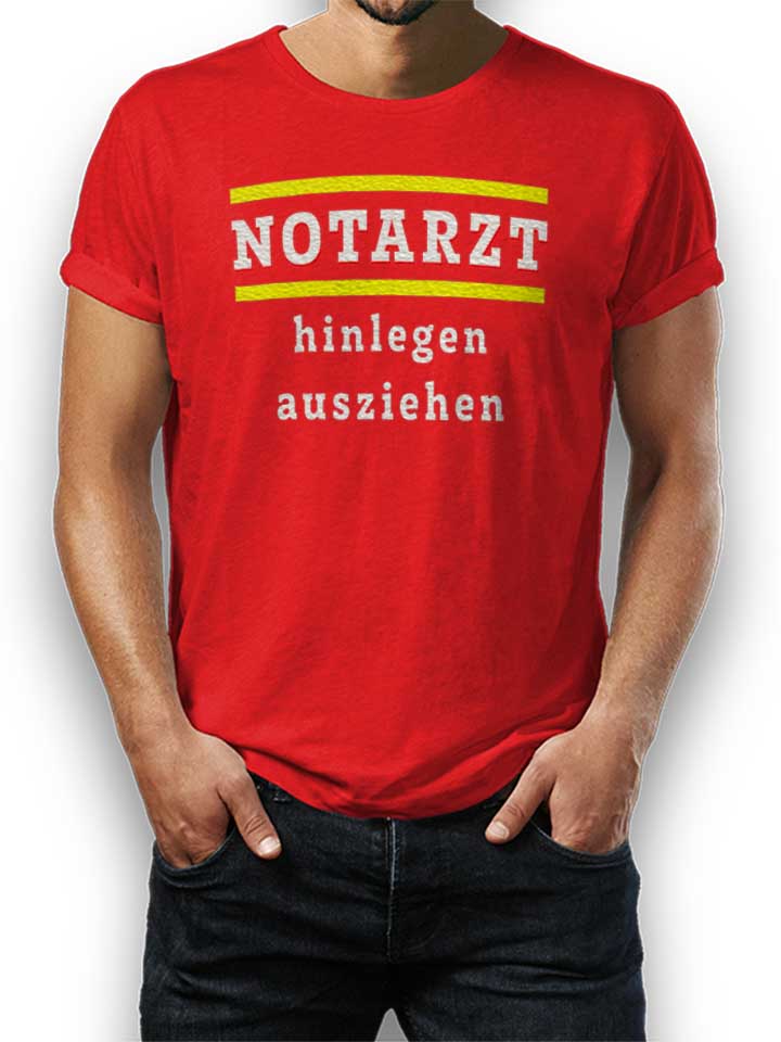 notarzt-hinlegen-ausziehen-t-shirt rot 1